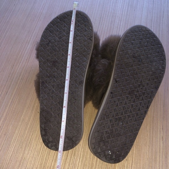 Women's CoFace Brown Fur Slipper Sandals with Rubber Soles - Picture 7 of 12